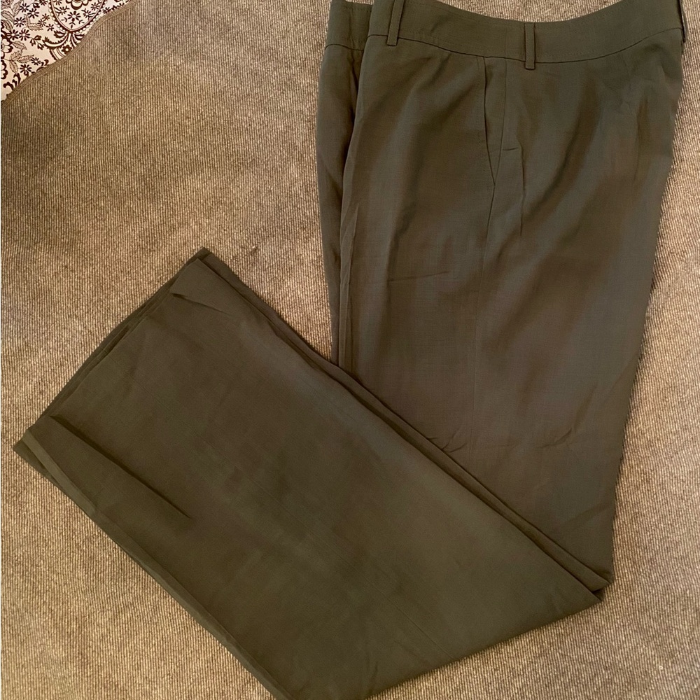 Grey Green Akris Punto  Dress Pants with Elegant Wide Straight-Leg Design
